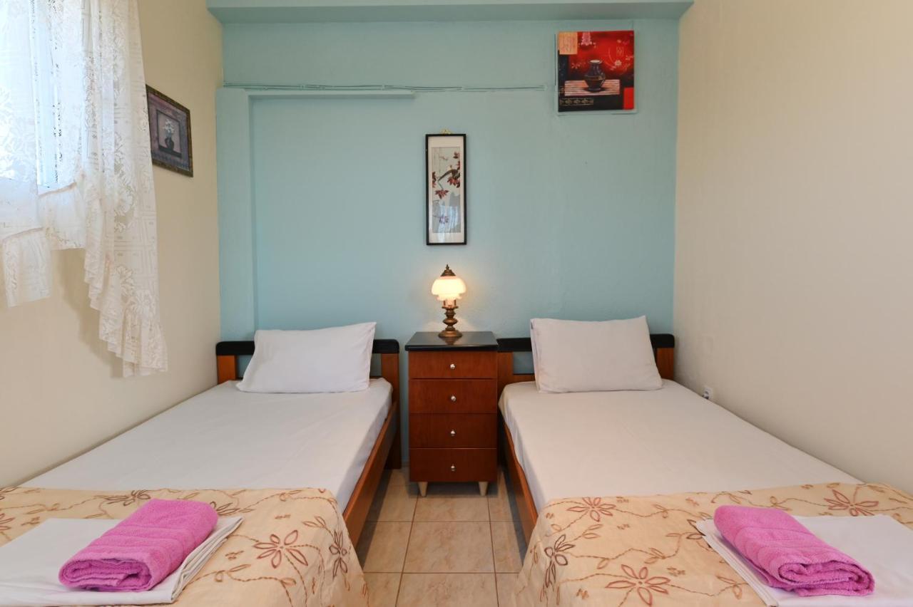 Dionisos Palms Apartments Паралия Дионисиу Екстериор снимка