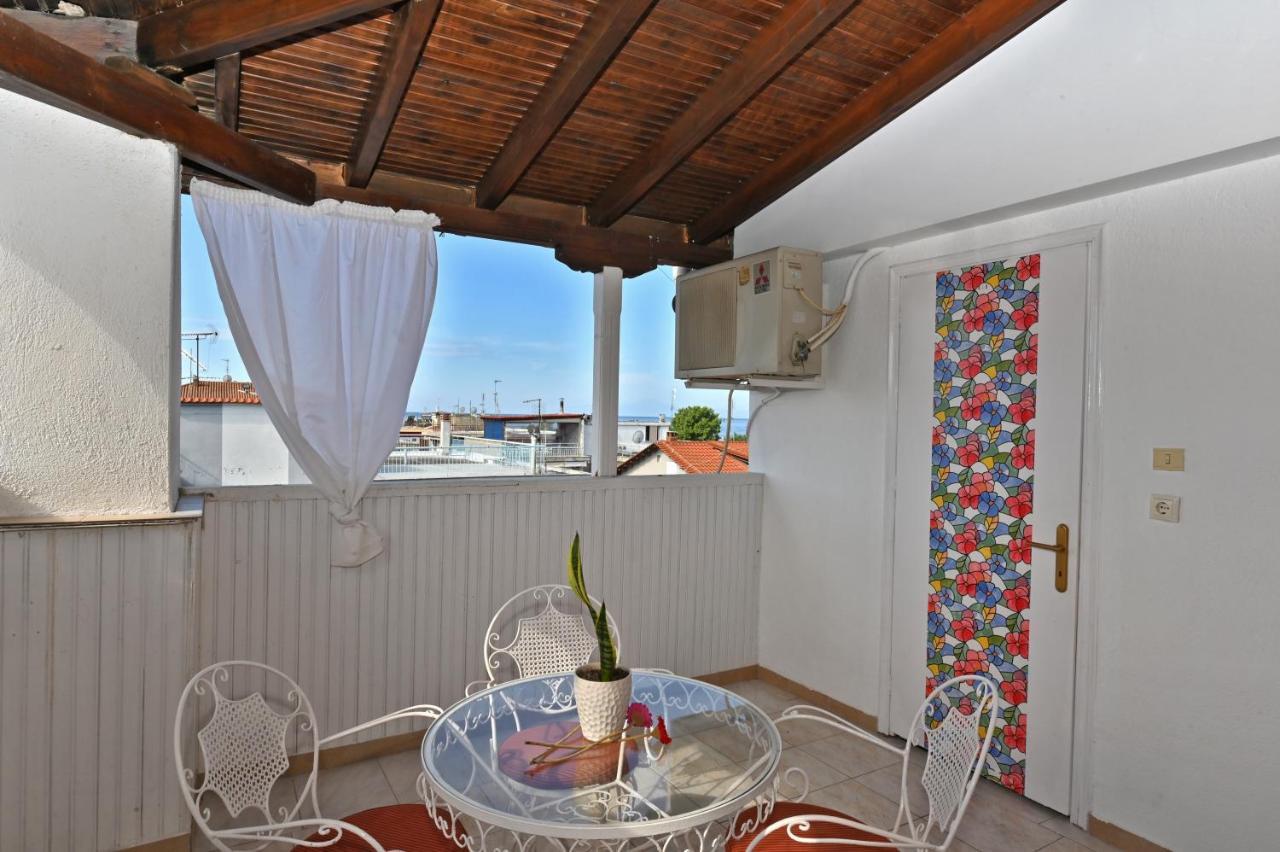 Dionisos Palms Apartments Паралия Дионисиу Екстериор снимка