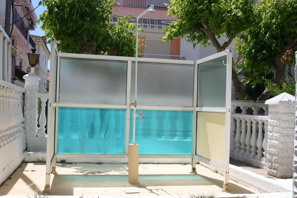 Dionisos Palms Apartments Паралия Дионисиу Екстериор снимка
