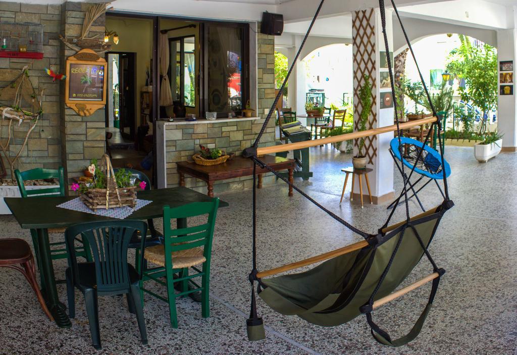 Dionisos Palms Apartments Паралия Дионисиу Екстериор снимка