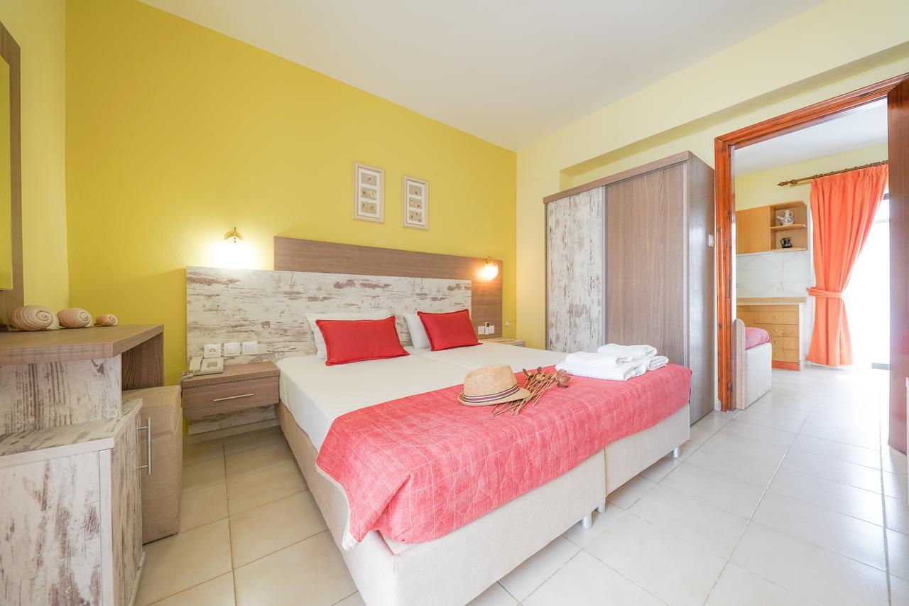 Dionisos Palms Apartments Паралия Дионисиу Екстериор снимка