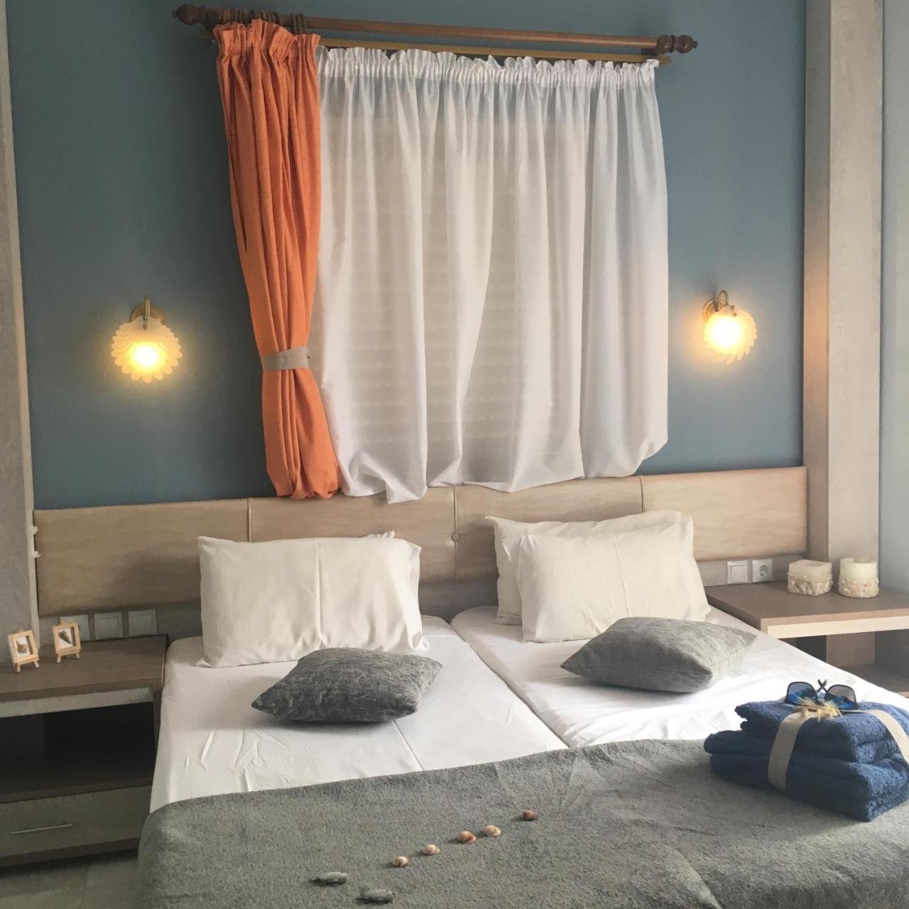 Dionisos Palms Apartments Паралия Дионисиу Екстериор снимка